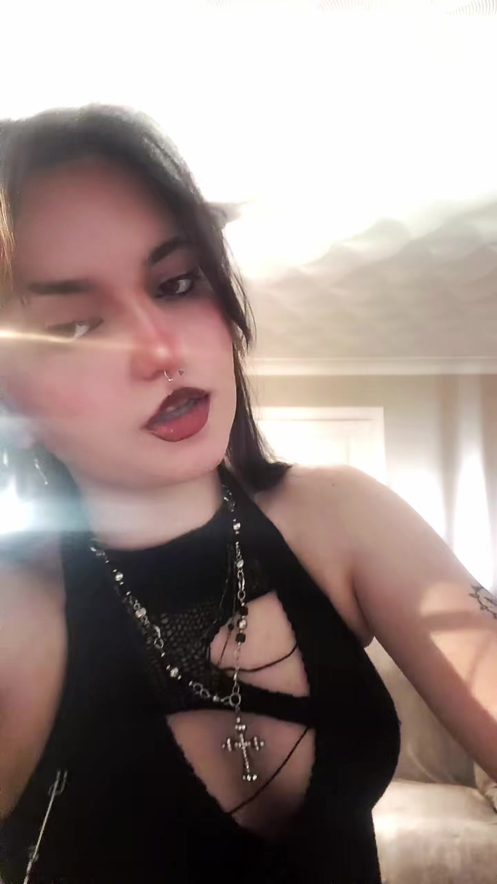@evie (offline)