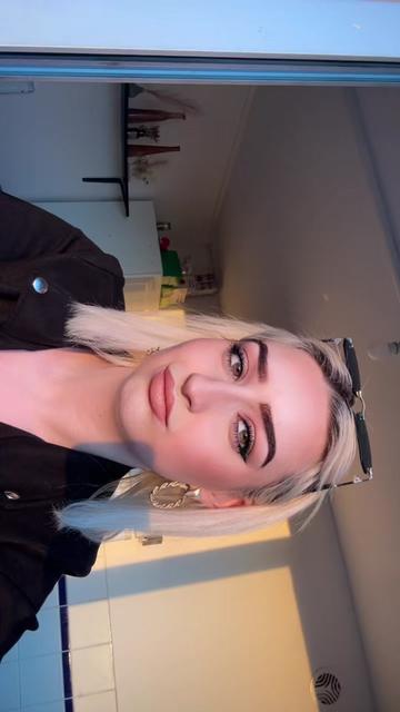 @Manonnzl