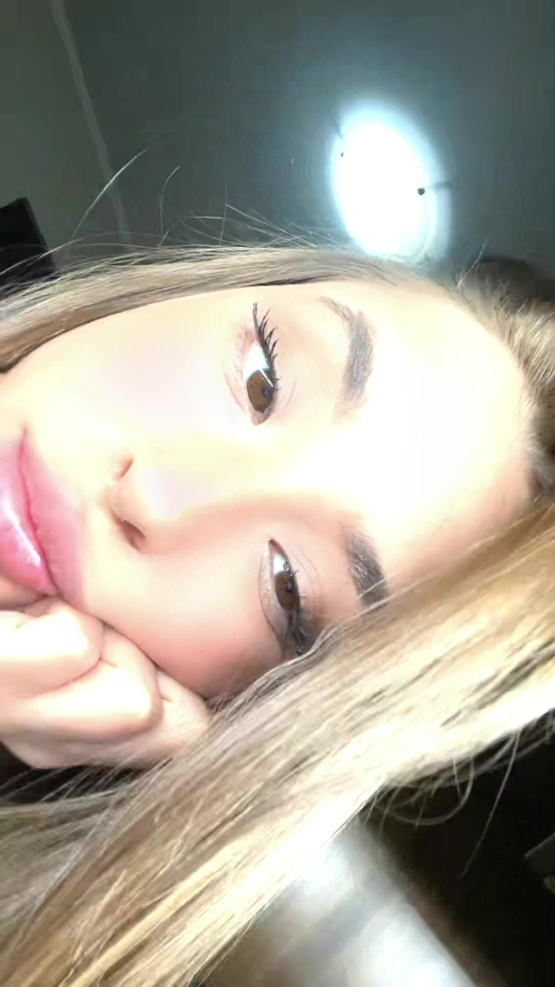 @mairacamm