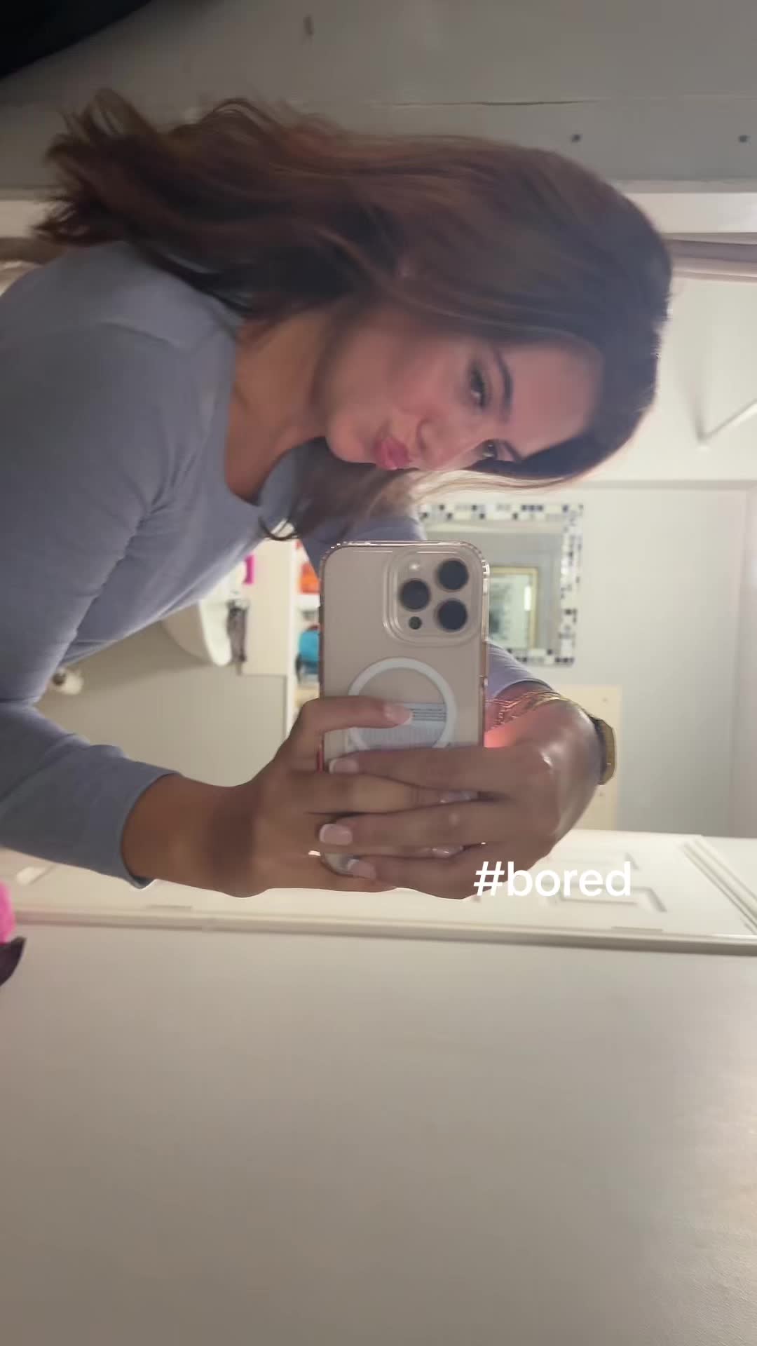 @morganhollyy