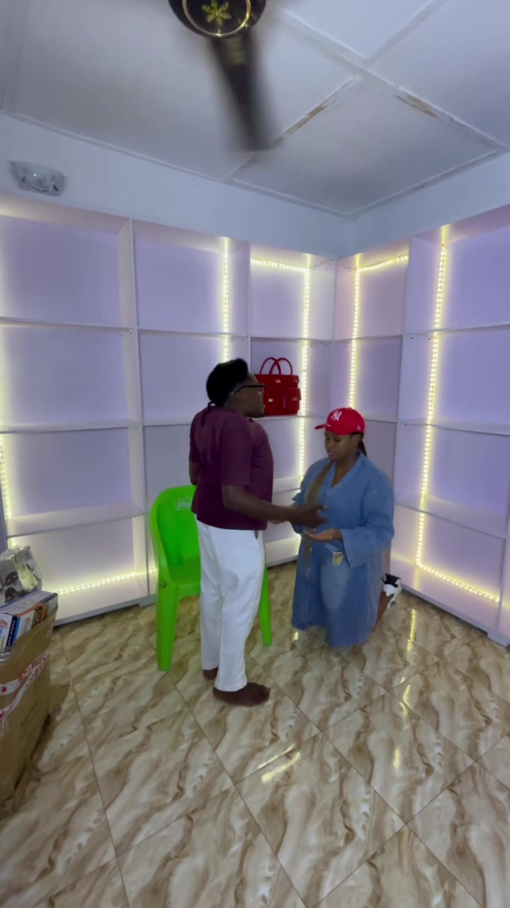 @Madam oyin and family