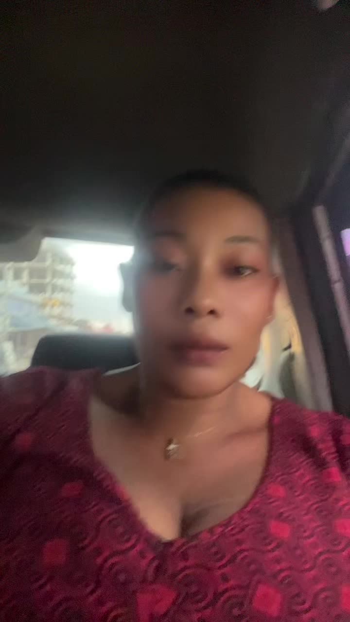 @Darlinggirlbello