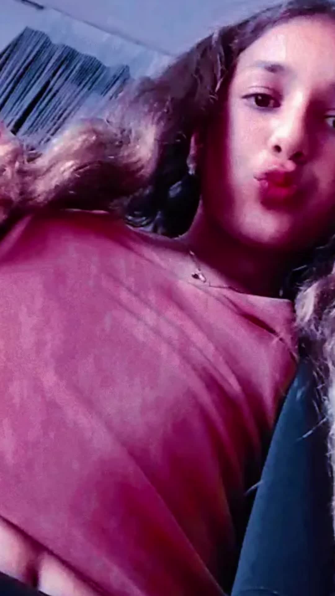 @Ameluška🍒
