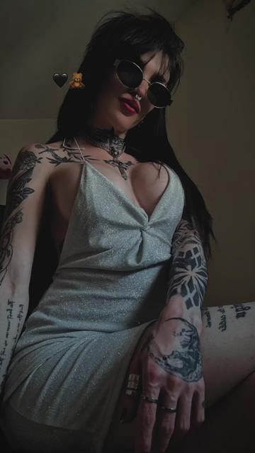@🦂🖤♔♱A𝖓𝖌𝖎𝖊 𝕱𝖔𝖝♱♔🖤🦂