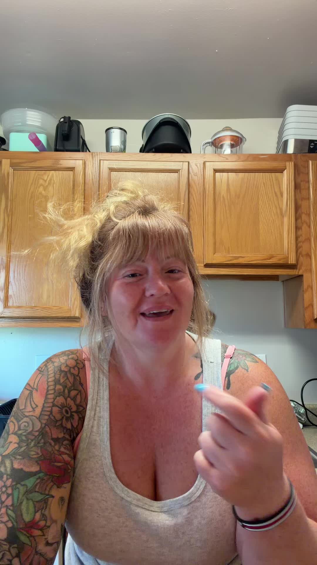 @lindsEy❤️🥳😂💅