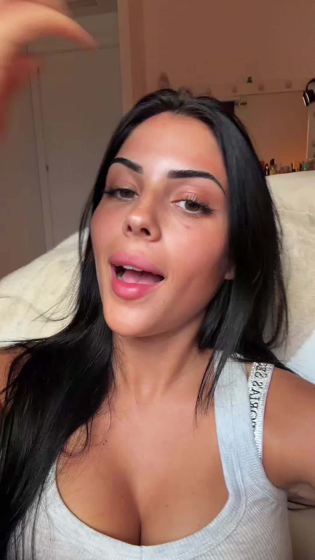 @Lucía Bellido🧿