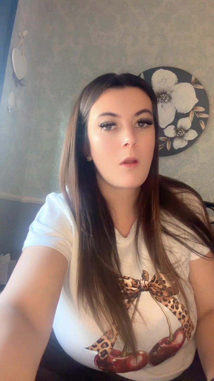@chlobowox