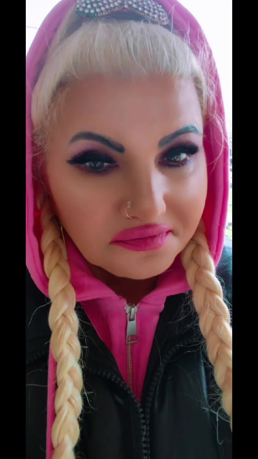 @☘️VĂDUVA VESELĂ ☘️