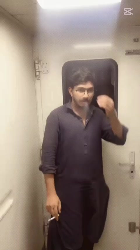 @FaiZEe Ansari💥💫