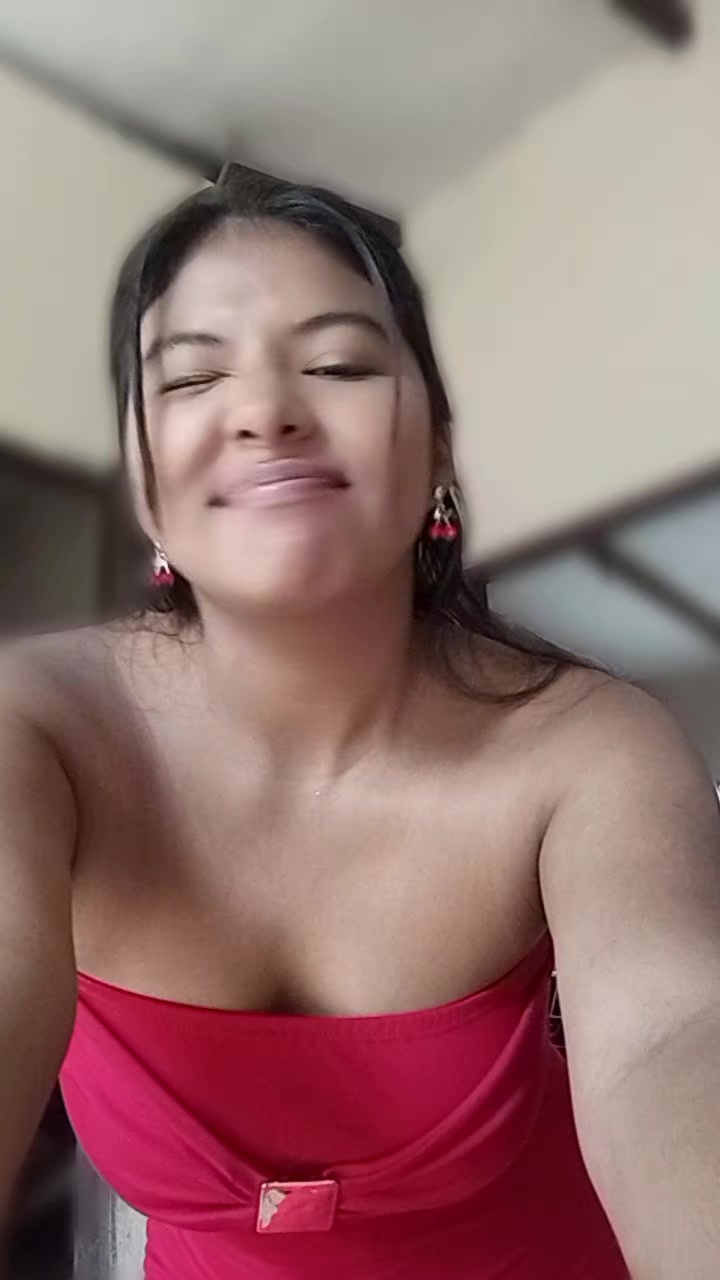 @Roselia Mariluz 🩷🫰
