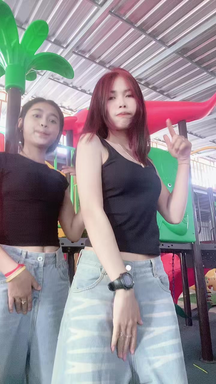 @🍎