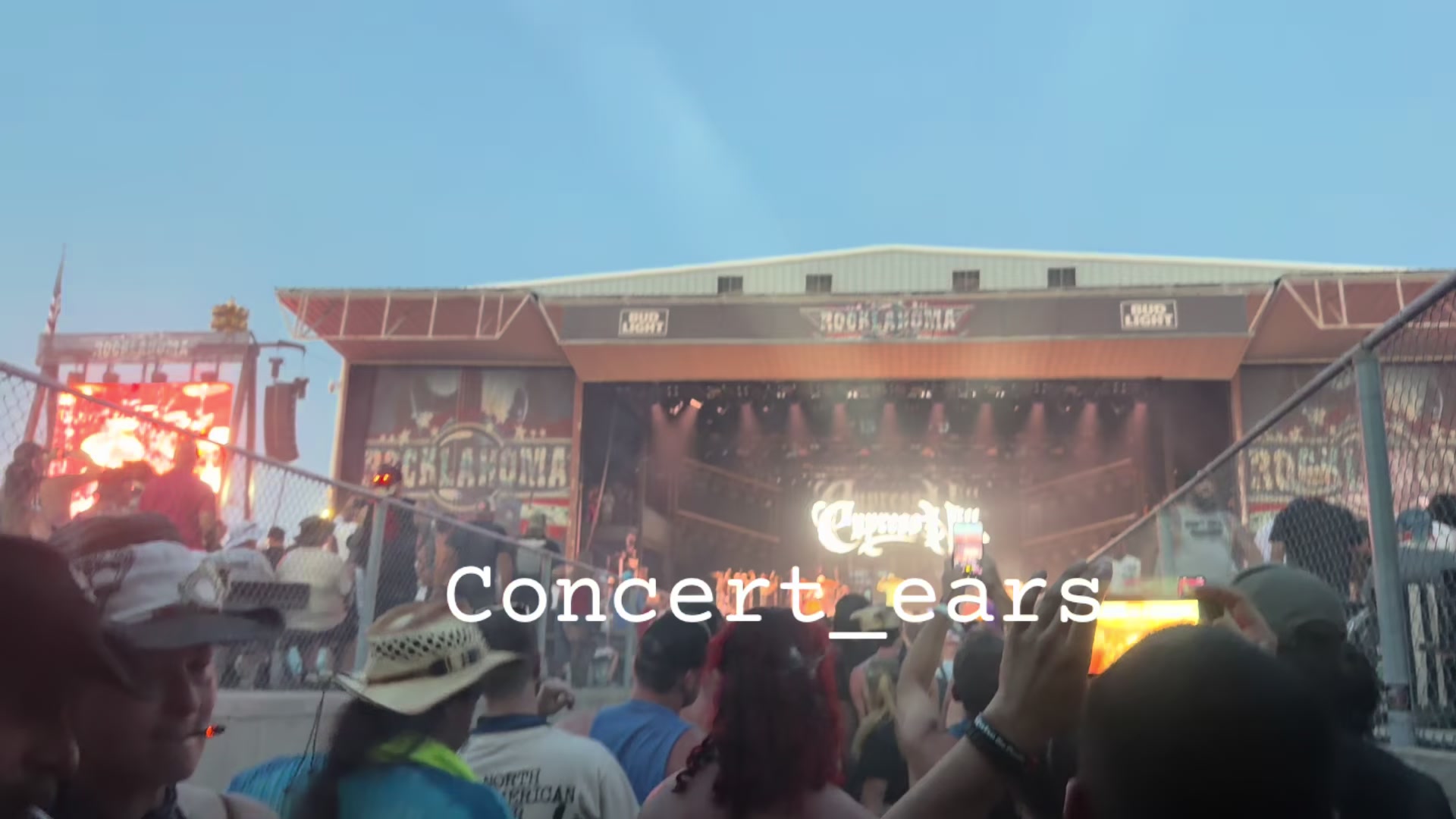 @CoNceRt Ears ๐ต๐ค๐ฝ๐โ๏ธ