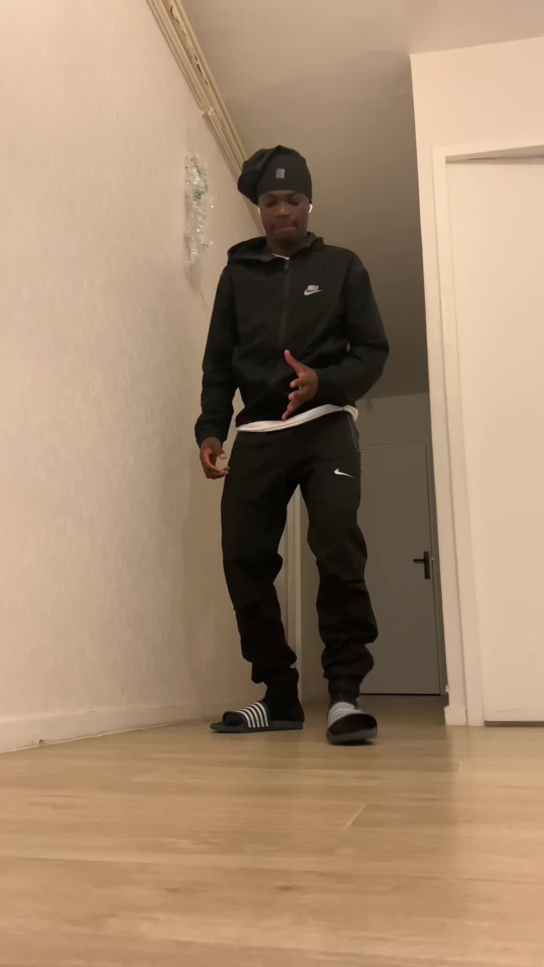 @MK〽️
