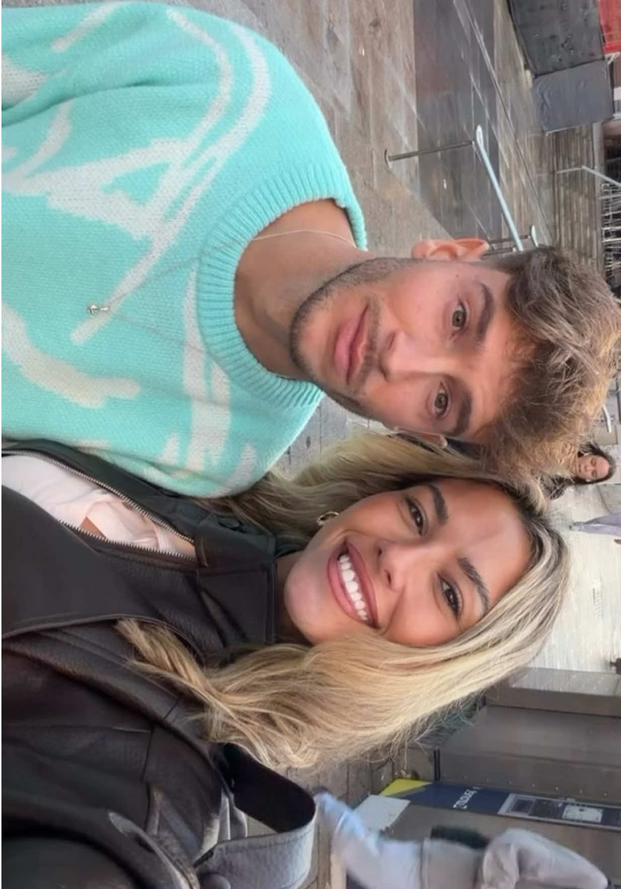 @leeilaleonn