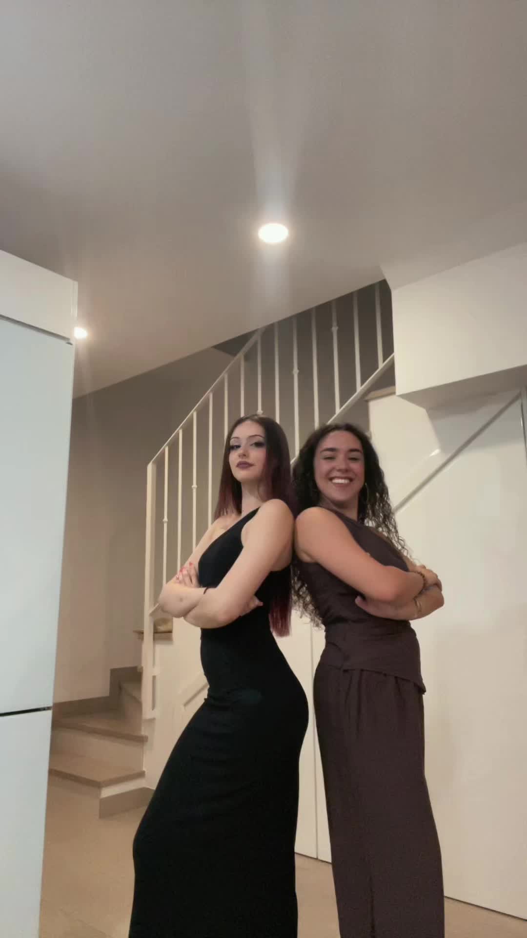 @🐰