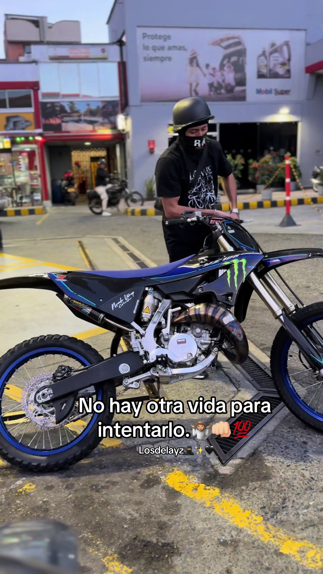 @Los de la yz