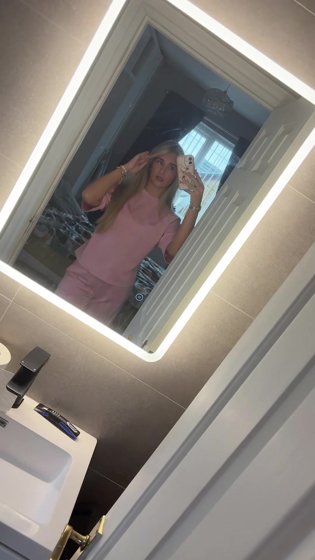 @Emily👸🏼