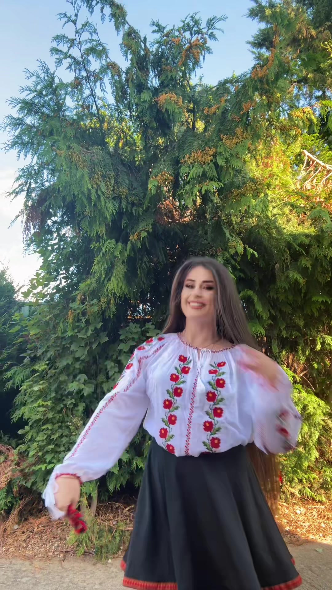 @Dorina HAPPY 🤪