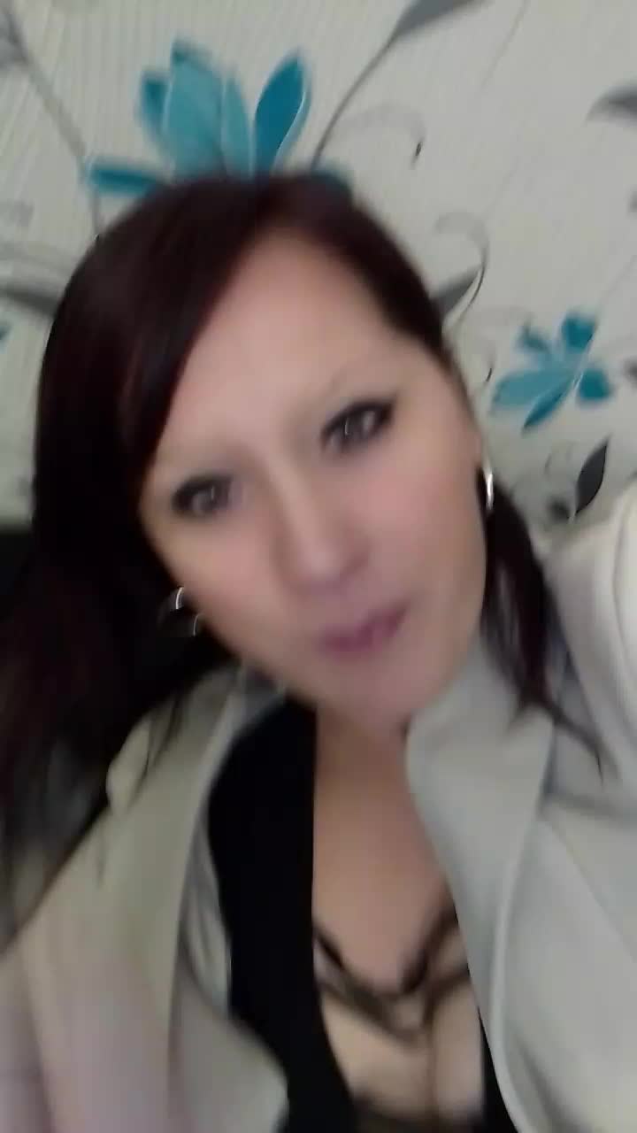 @Leni