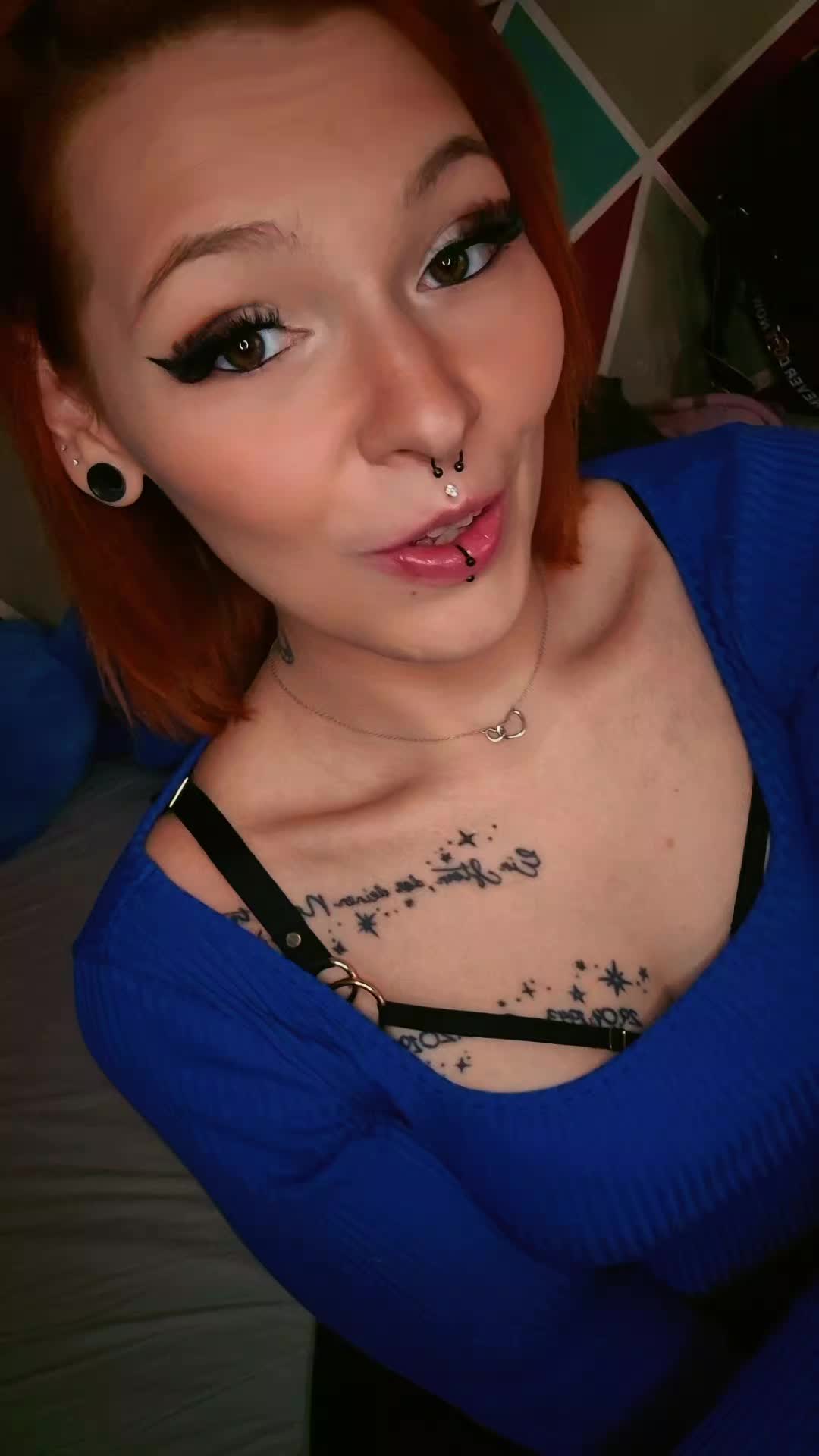@Angelina🦊💋