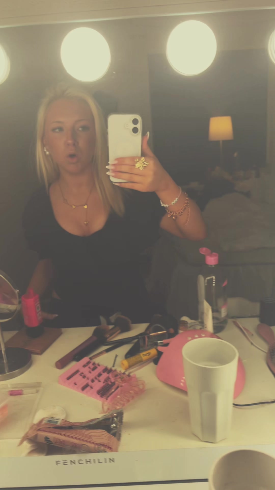 @𝒥𝒶𝓈𝓂𝒾𝓃ℯ🥂