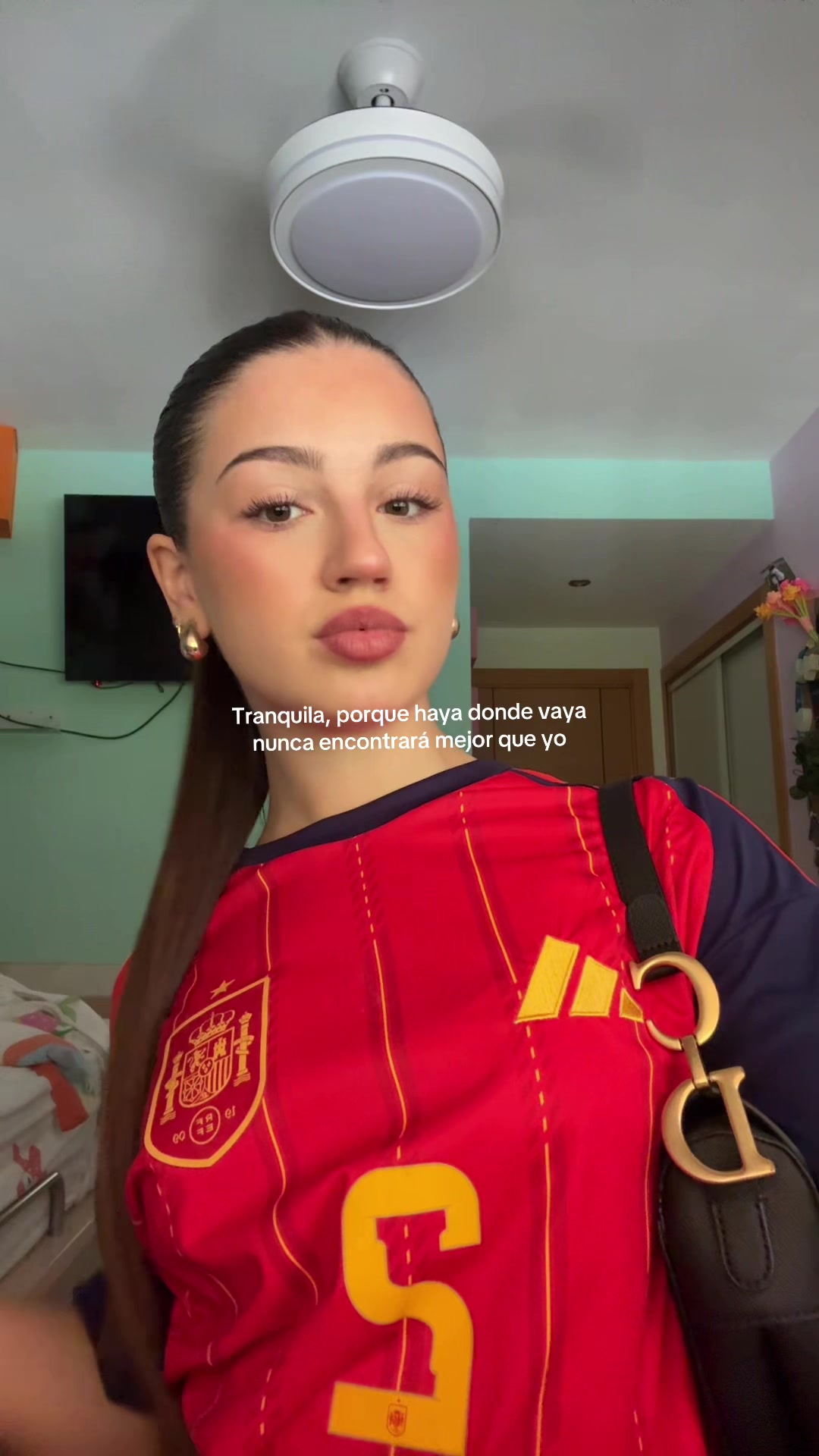@Daniela Hern&aacute;ndez