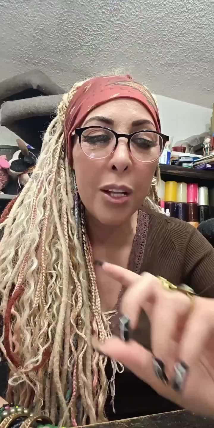 @MaryCarmen La G&uuml;era Oficial