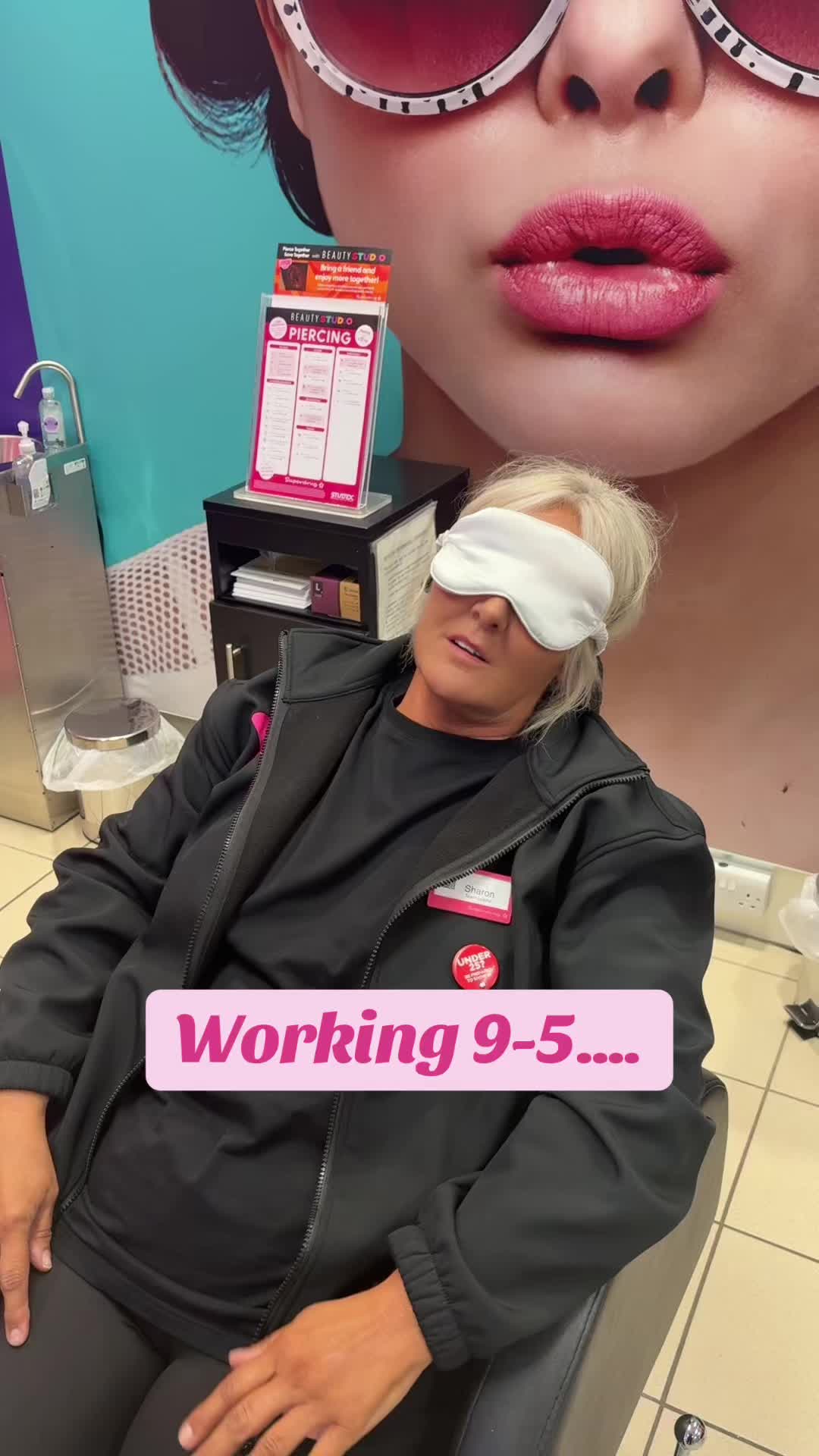 @superdrug&ensp;irvine