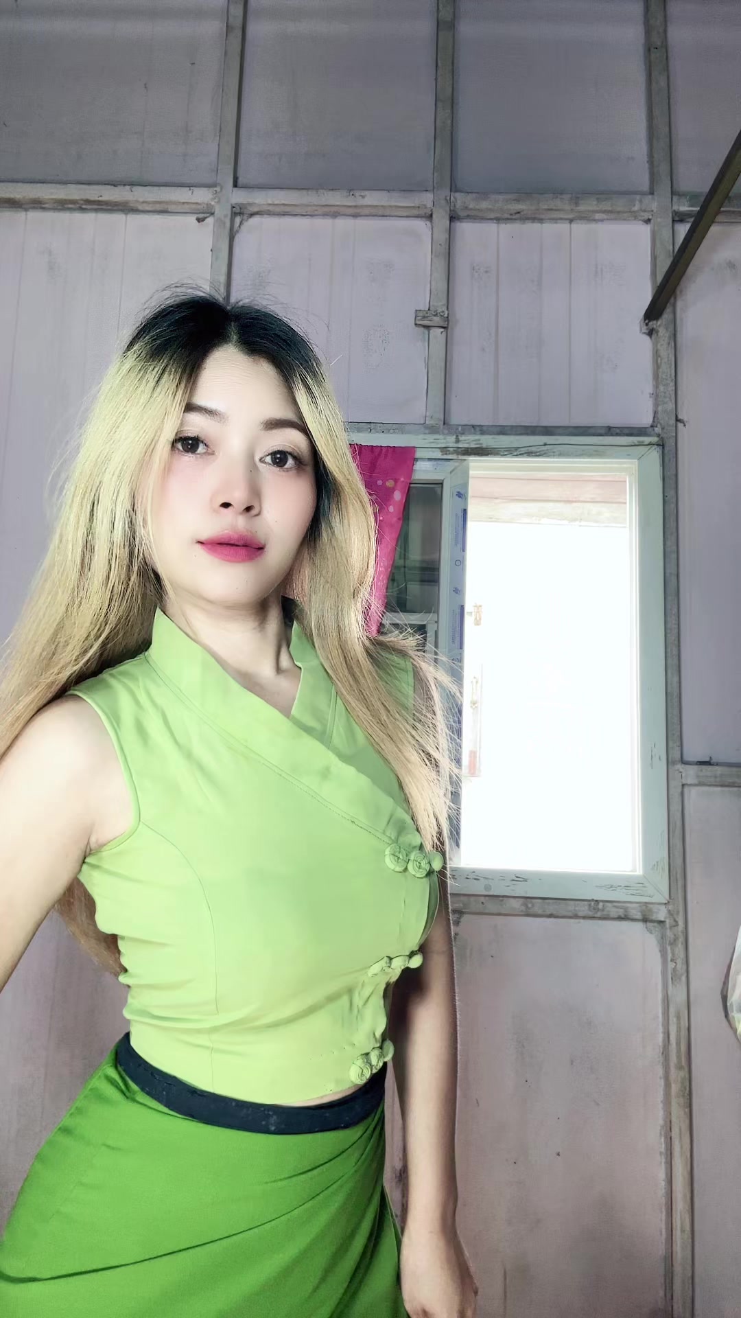 @Phyu