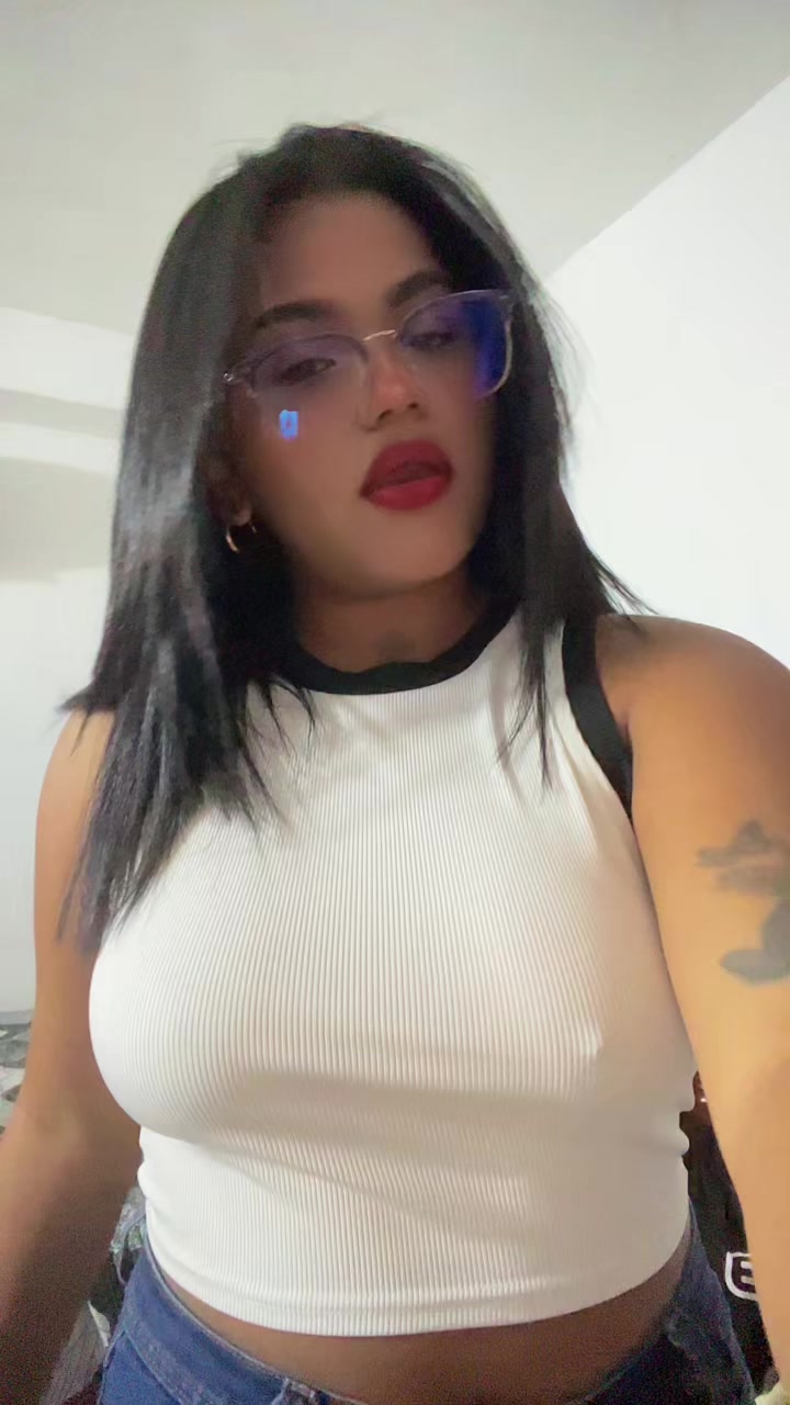 @Loreee✨