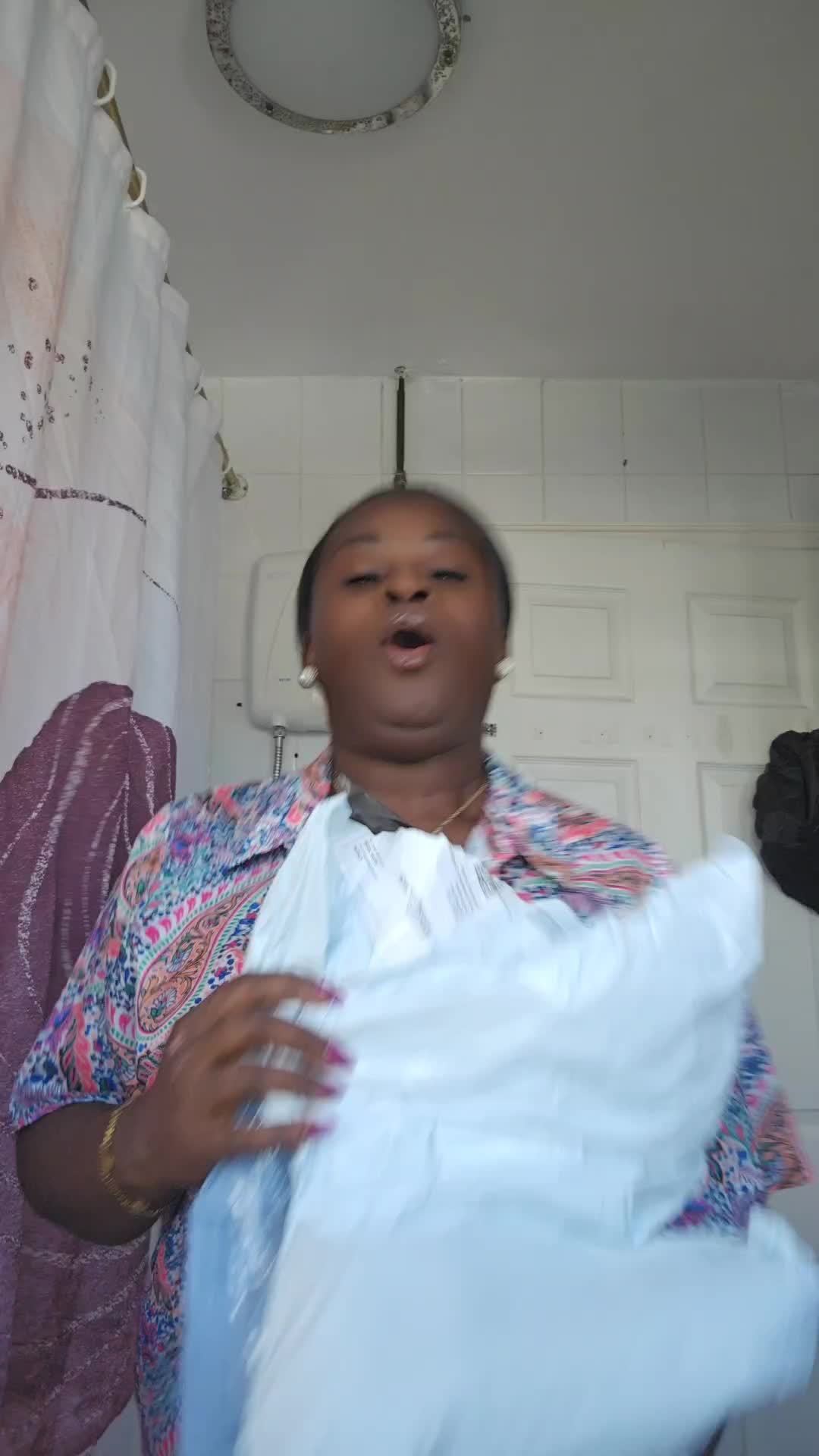 @Sikabaa Ama Boatemaa(TINA5)