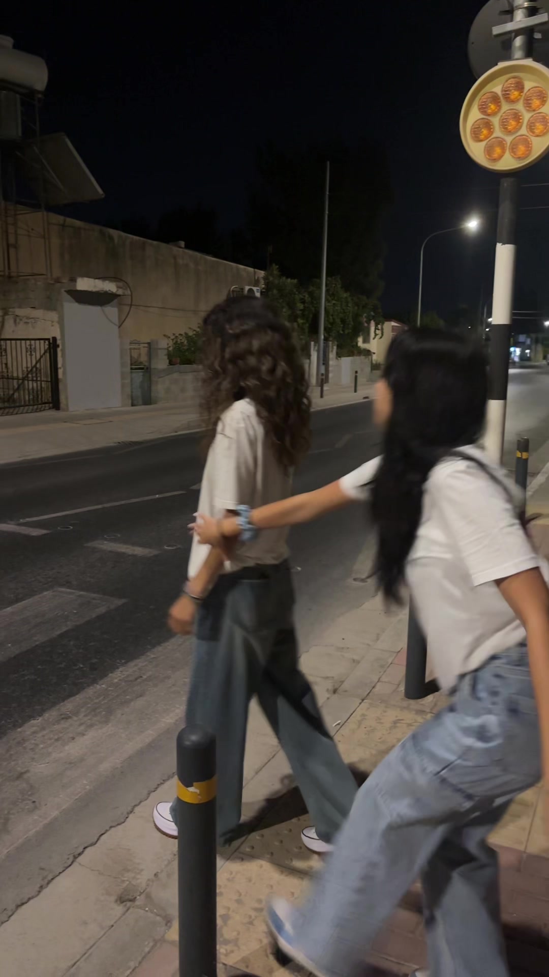 @Maria