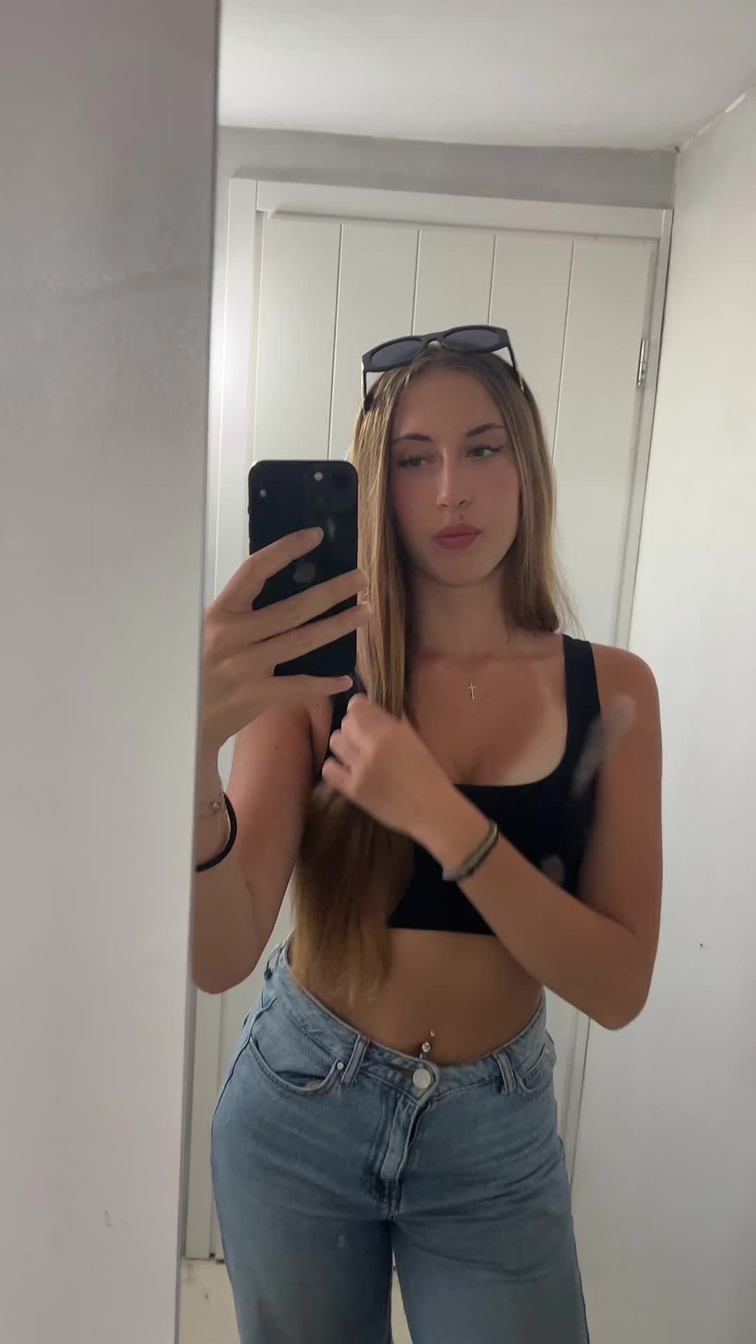 @𝒜𝒾𝓂𝒾𝓁𝒾𝒶