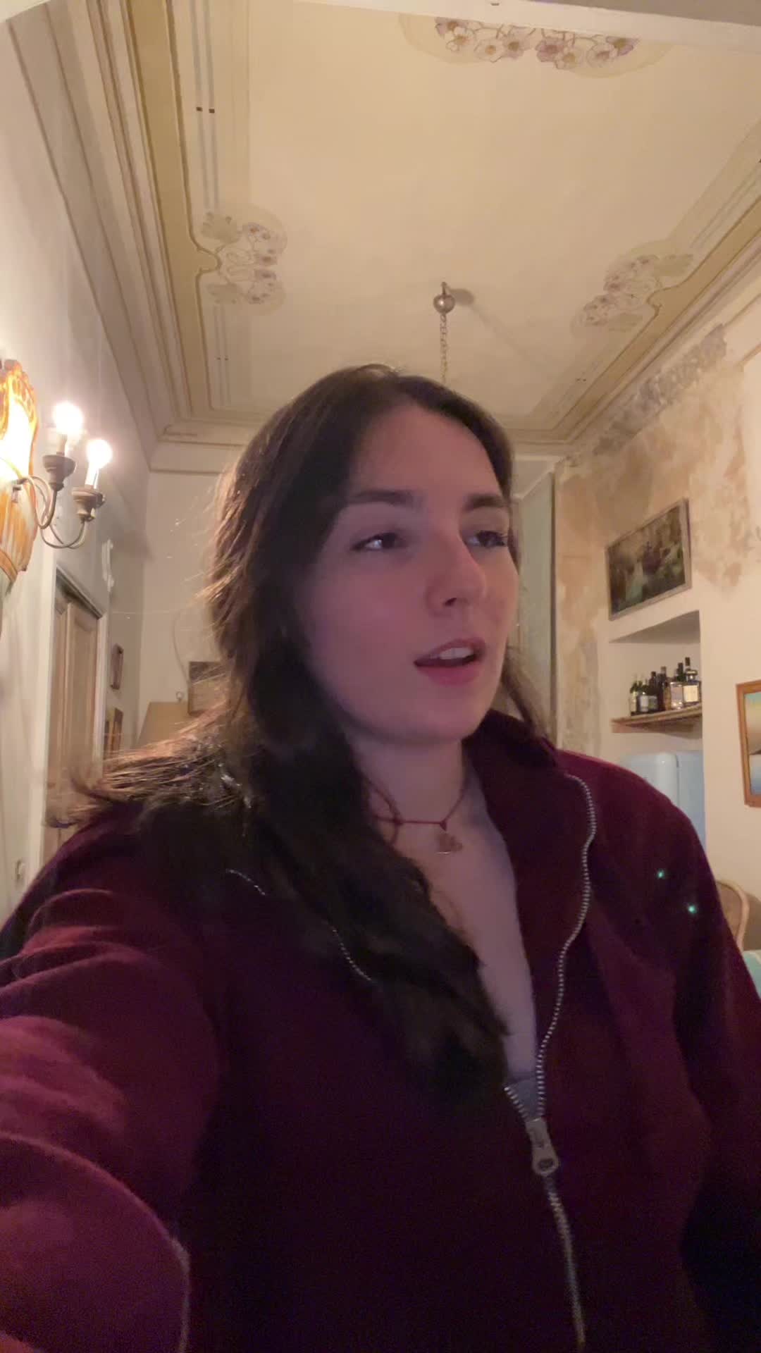 @carola