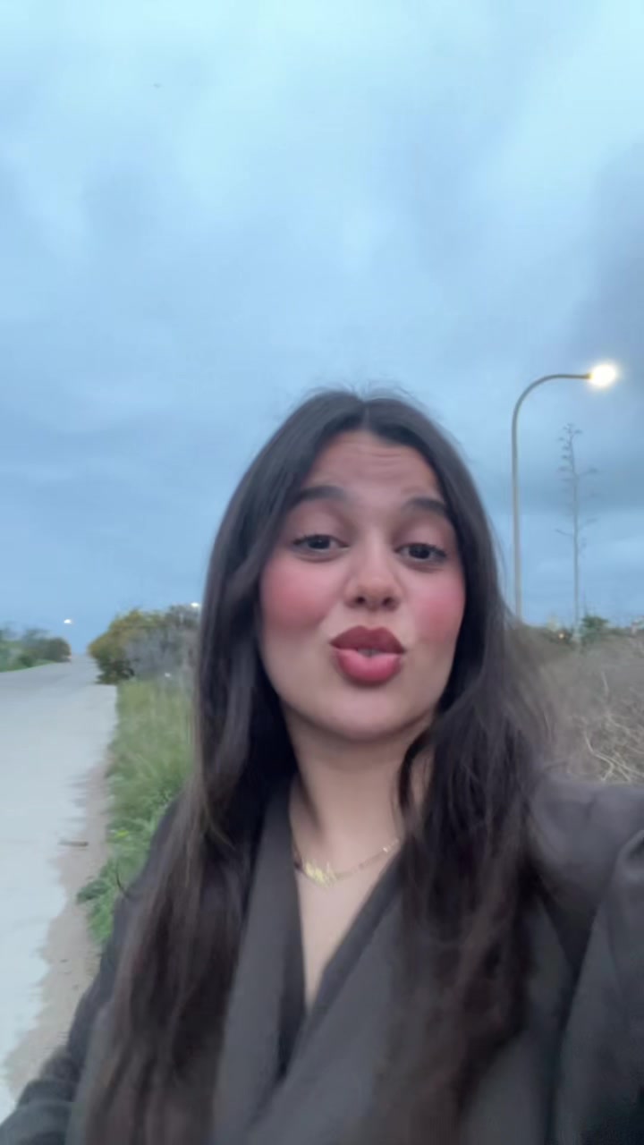 @amina🧃