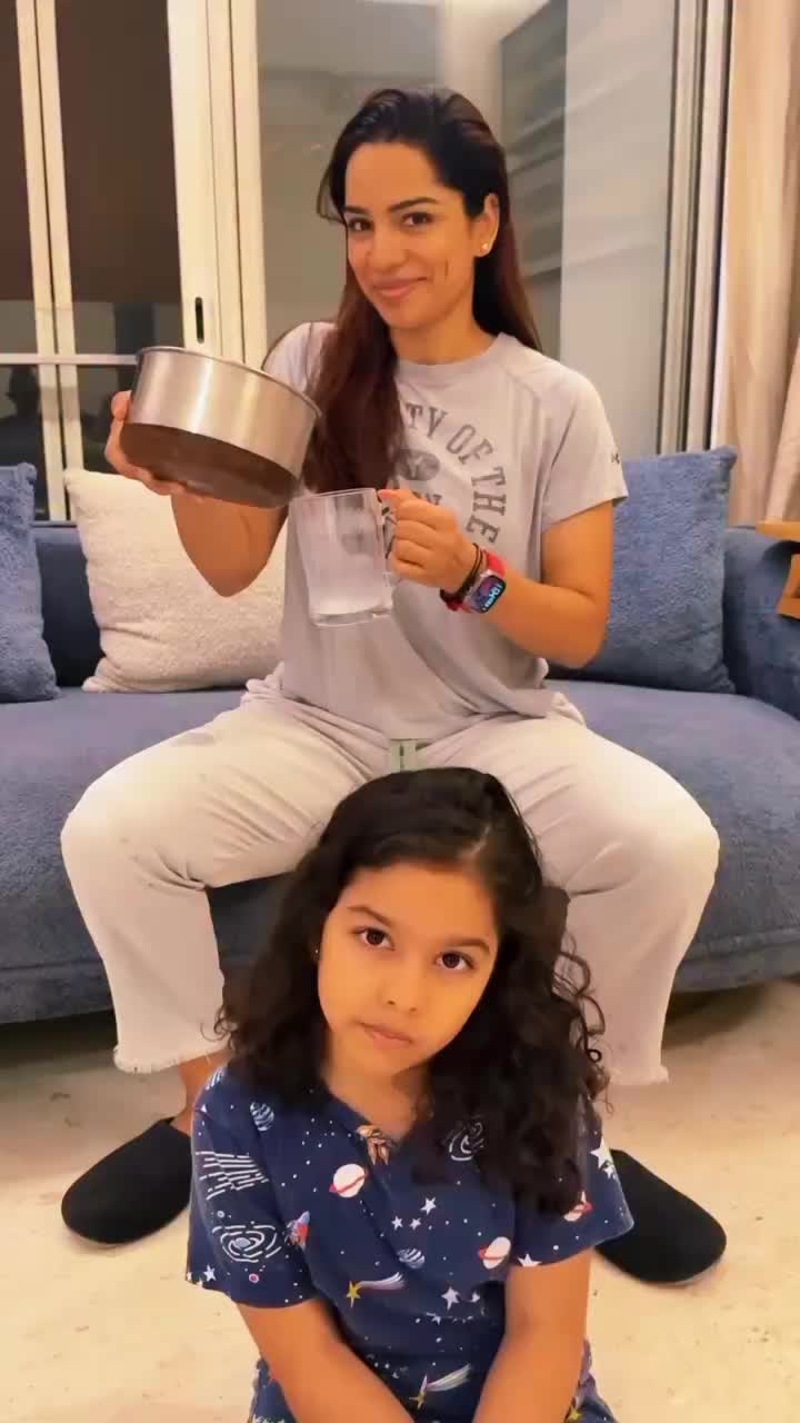 @Daniella ferrari