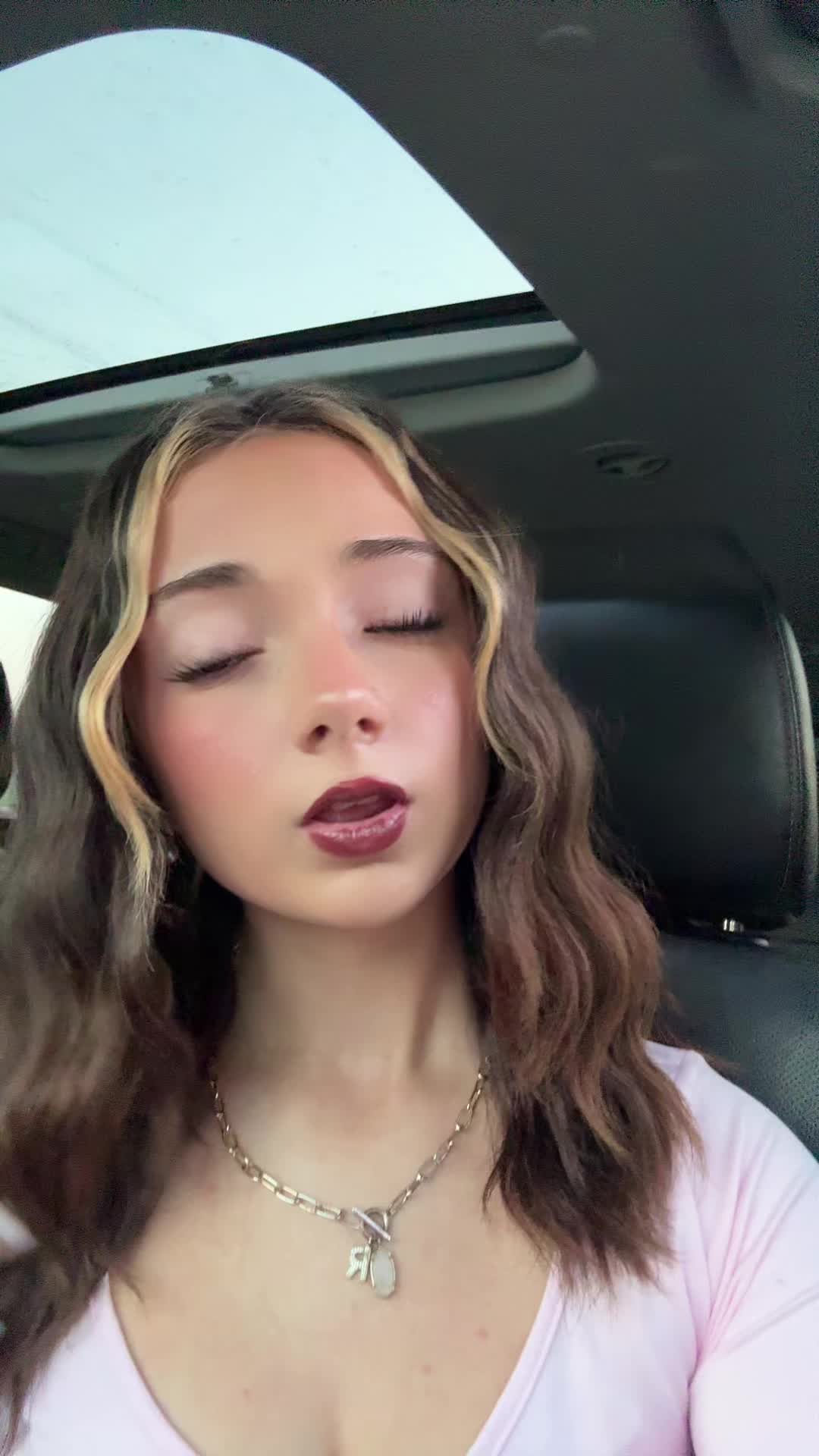 @raeleigh 🌺