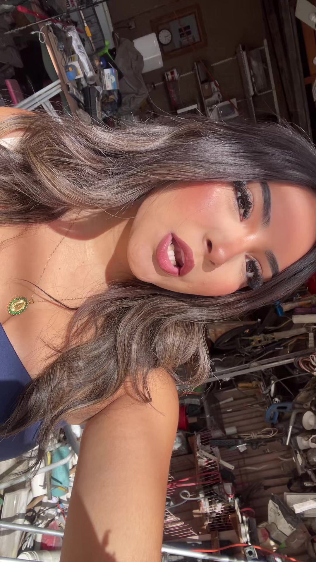 @Ana