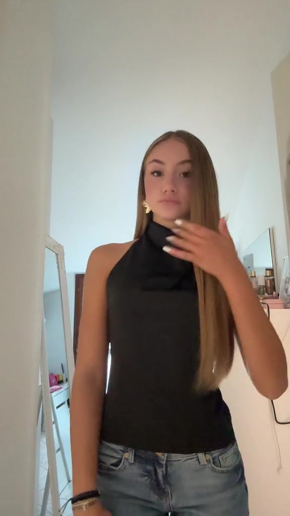 @𝒈𝒊𝒐𝒊𝒂💫