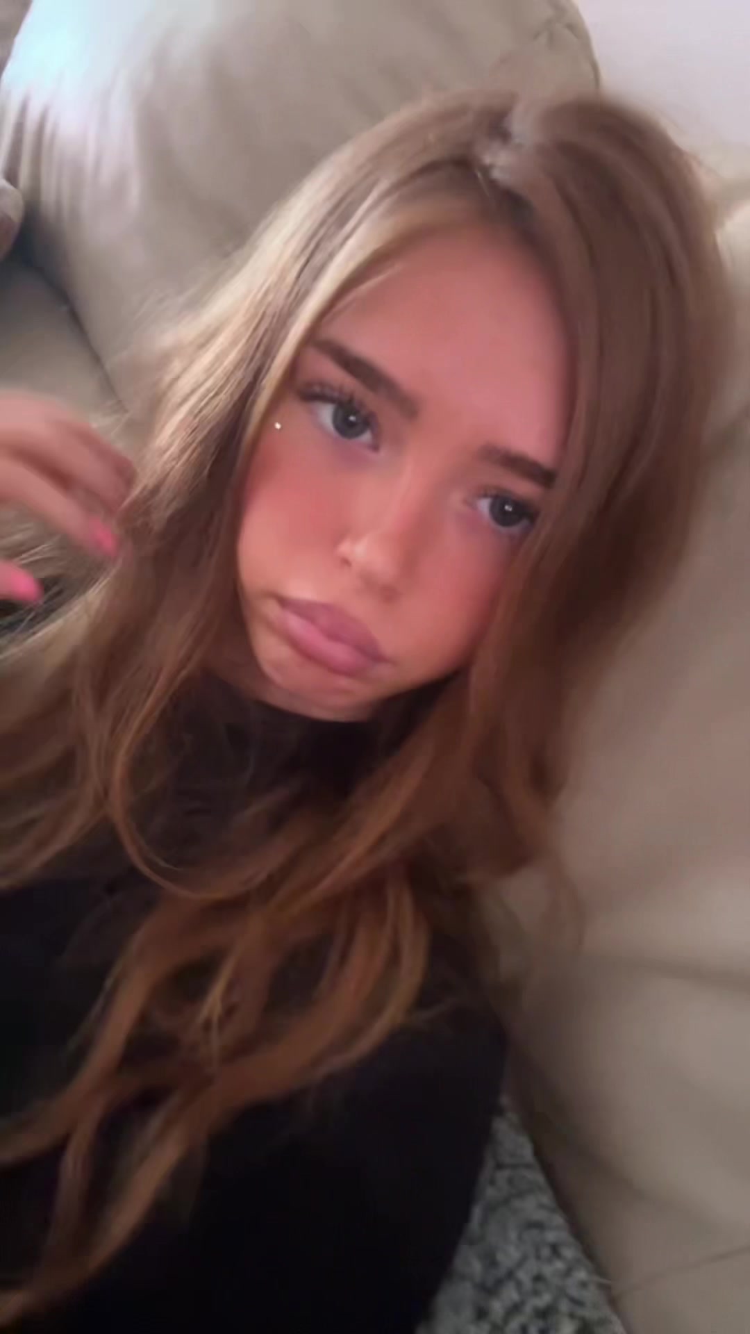 @✱