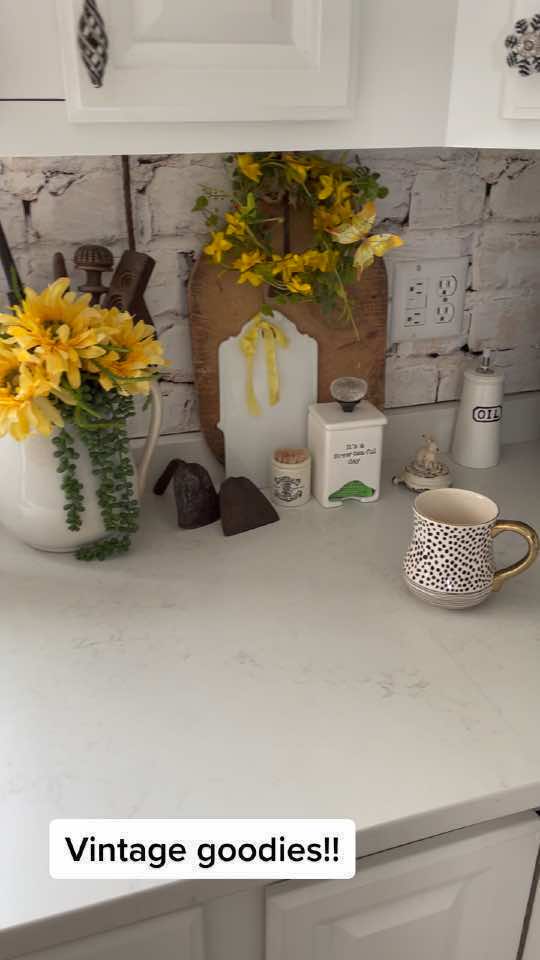 @Tami Loves Vintage