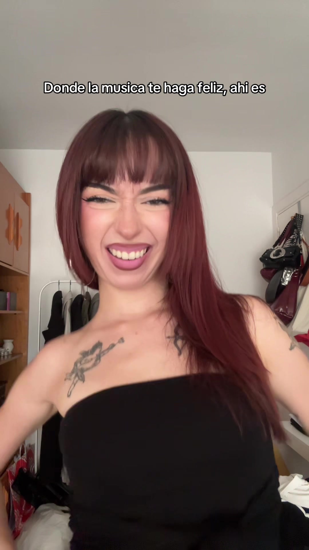 @Dela