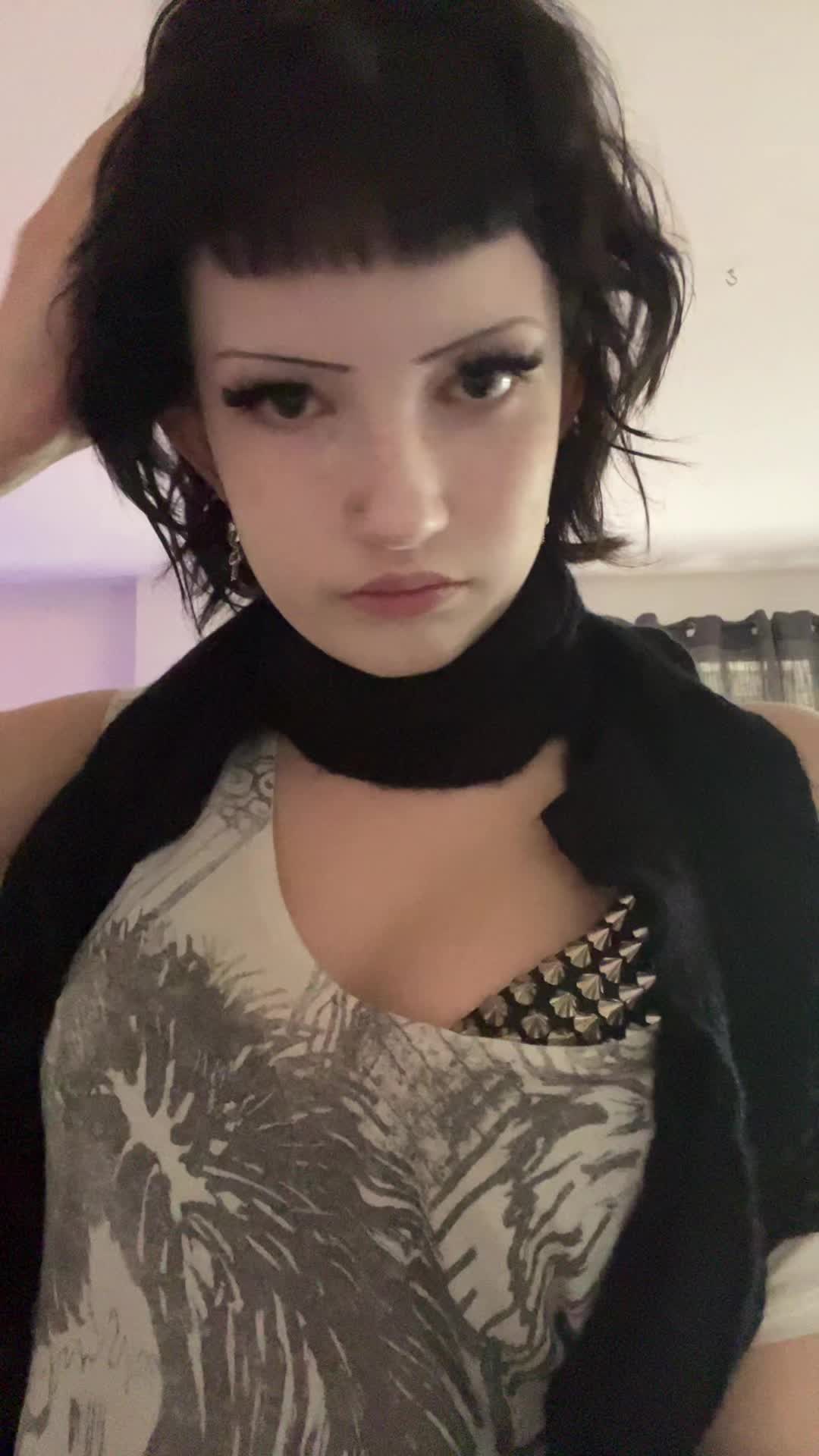 @Thera🦇