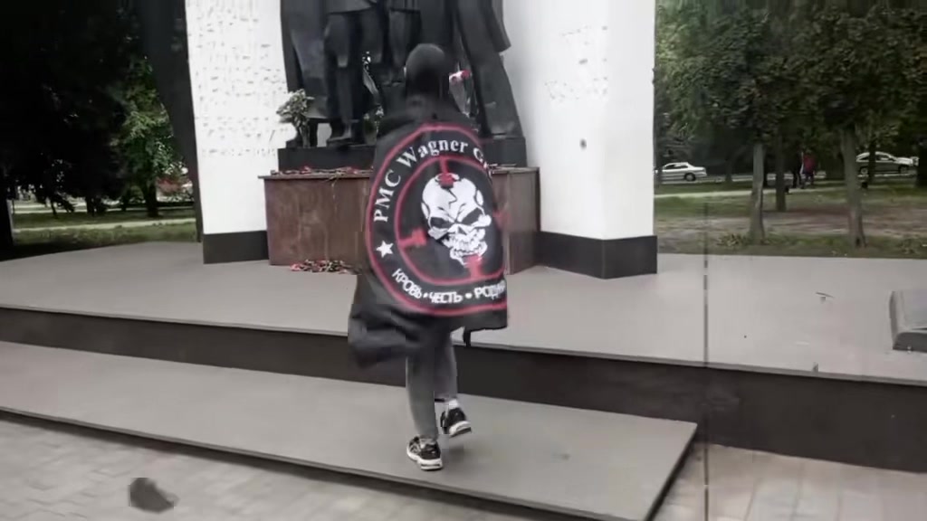@ПоZыVнОй&laquo;Луганда&raquo;🇷🇺