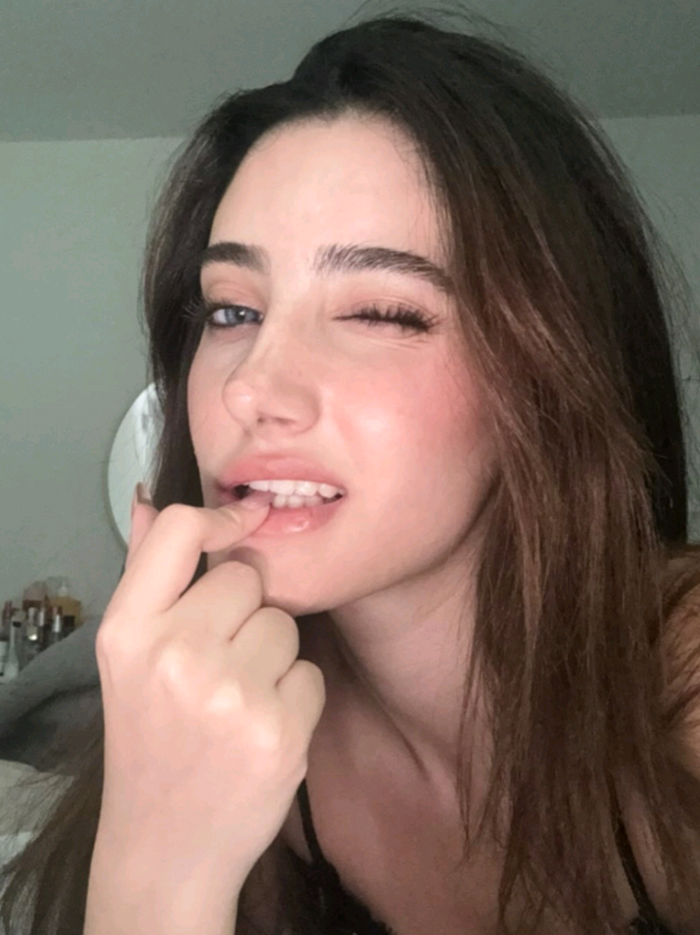 @juliaa