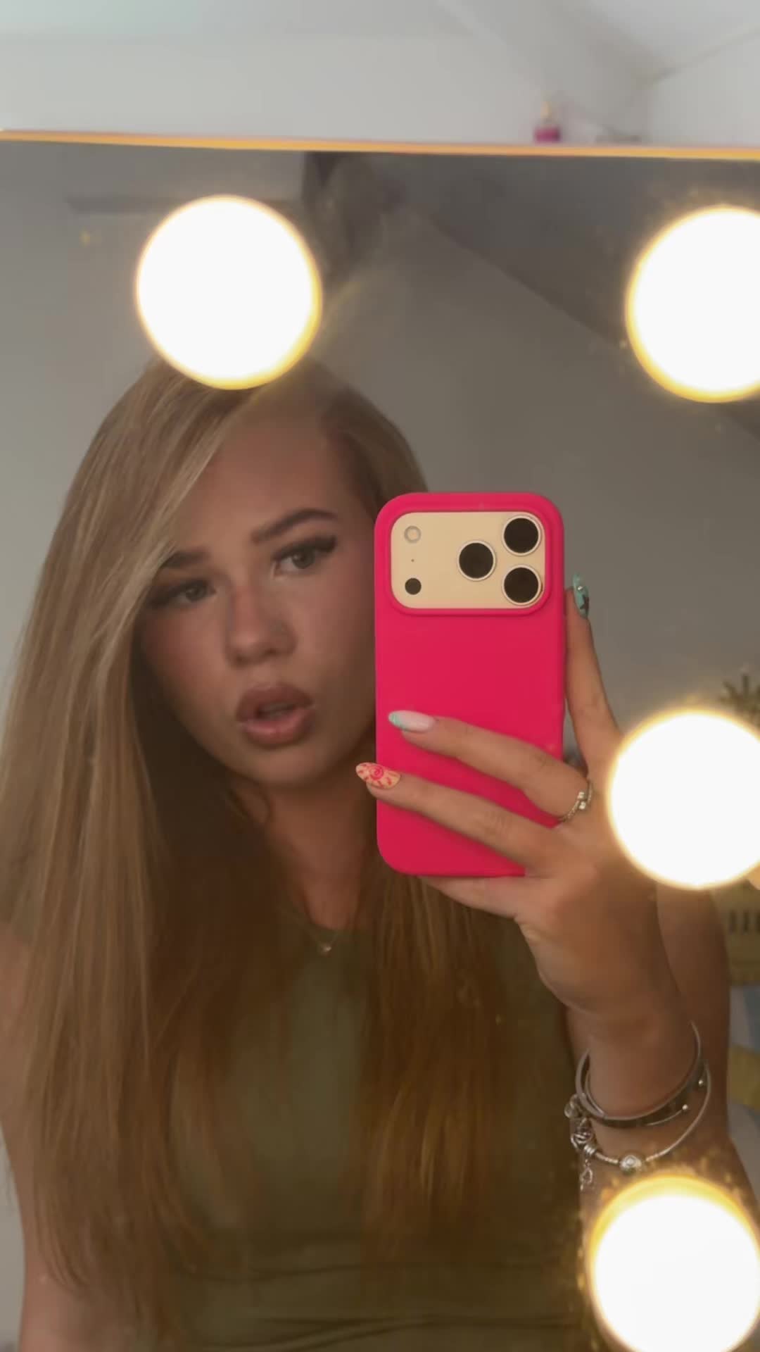 @sabina🕴️