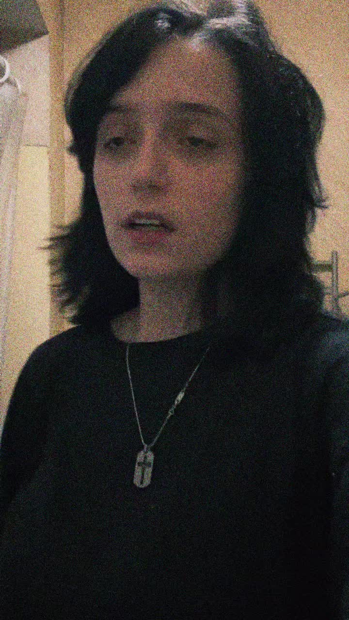 @Dead But alive 🖤