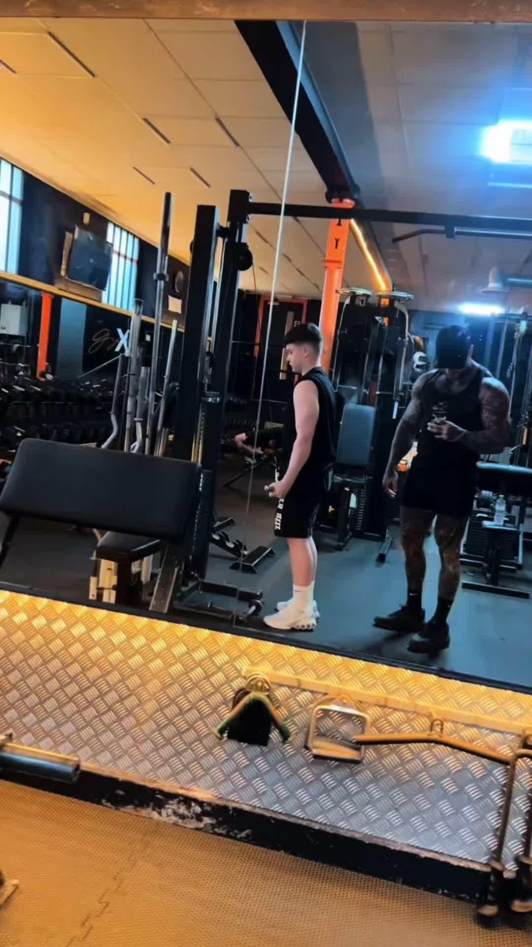 @Lift_withmaxofficial