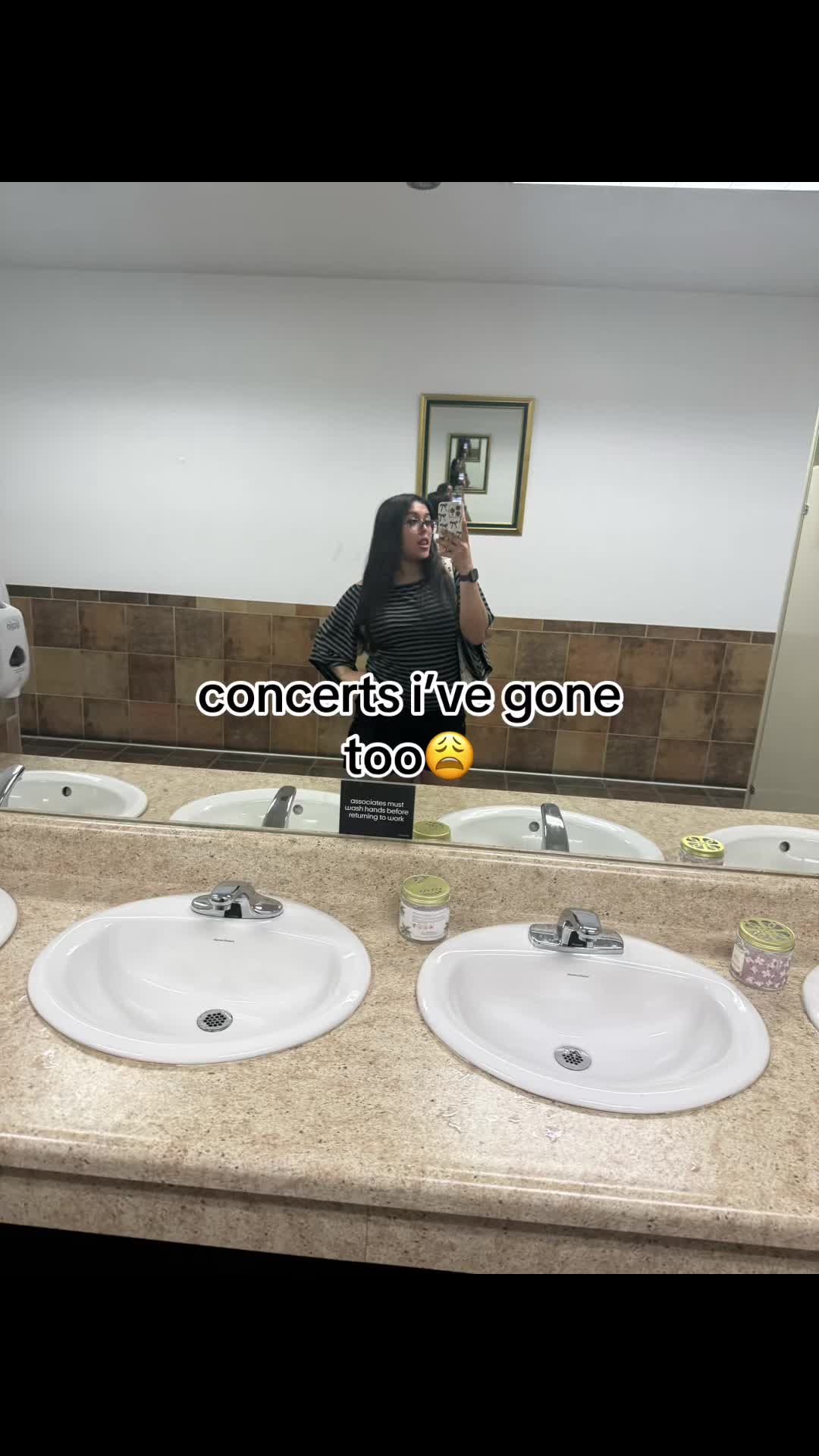 @Adi 🤍 y Ani 🖤