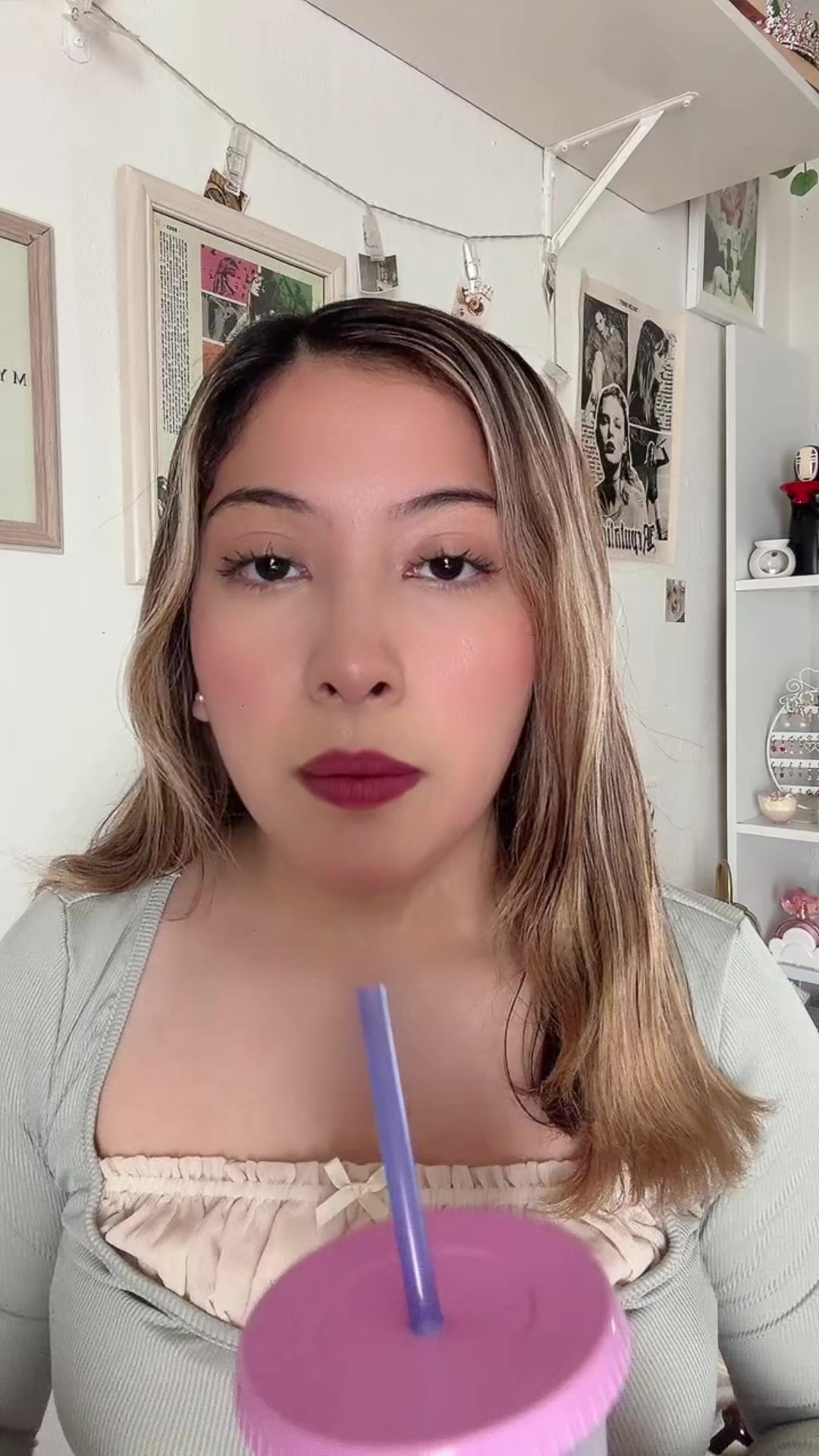 @Pausz